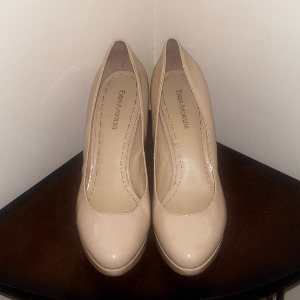 Enzo Angiolini Nude Patent Leather Heels – Classic Work Pump